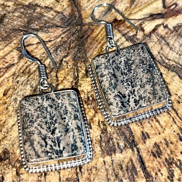 Honey Dendritic Earrings 1 7/8” - Picture 5 of 9